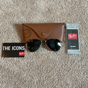 RayBan aviator sunglasses